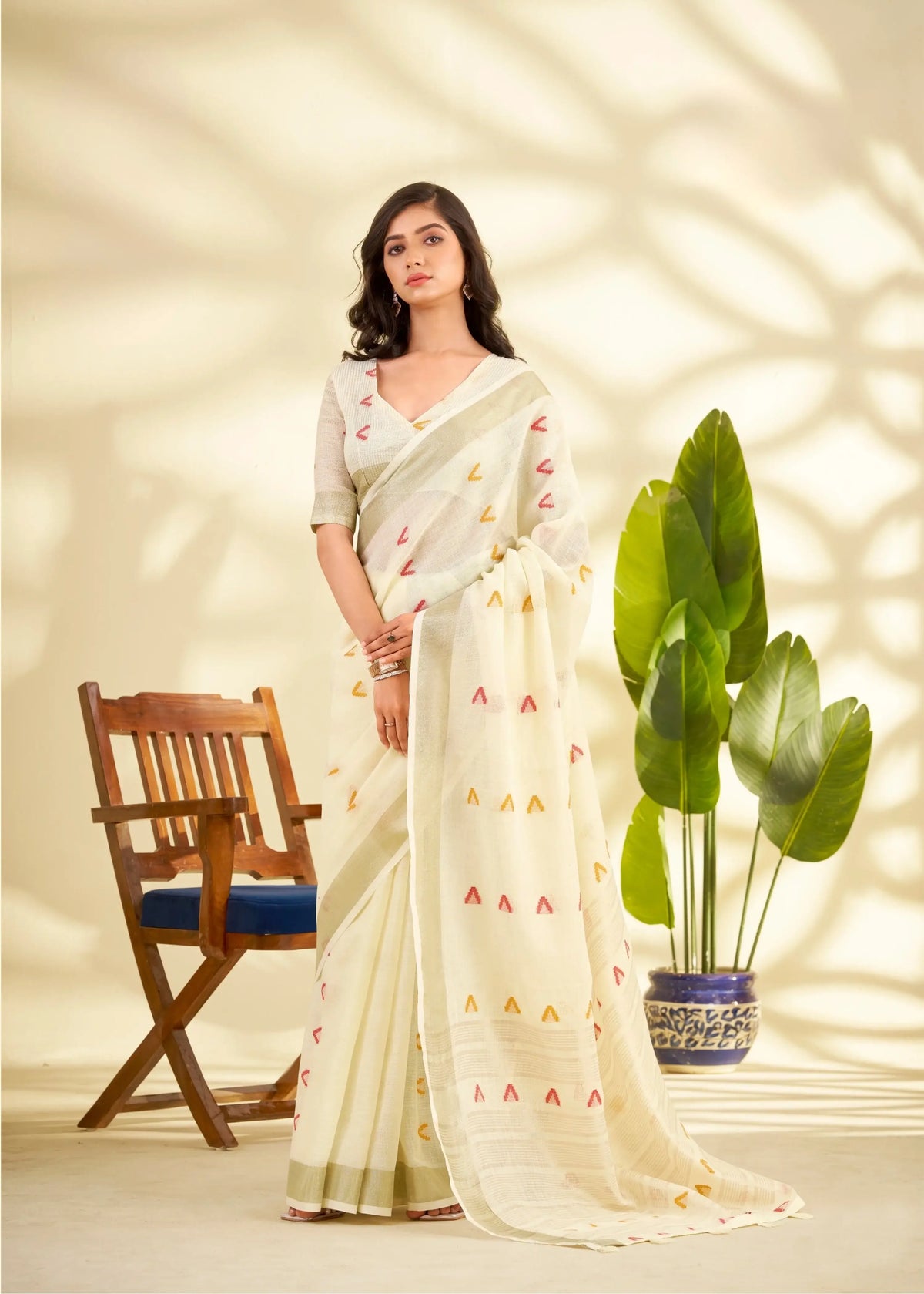 Beige Handloom-Style Weaving Linen Silk Saree