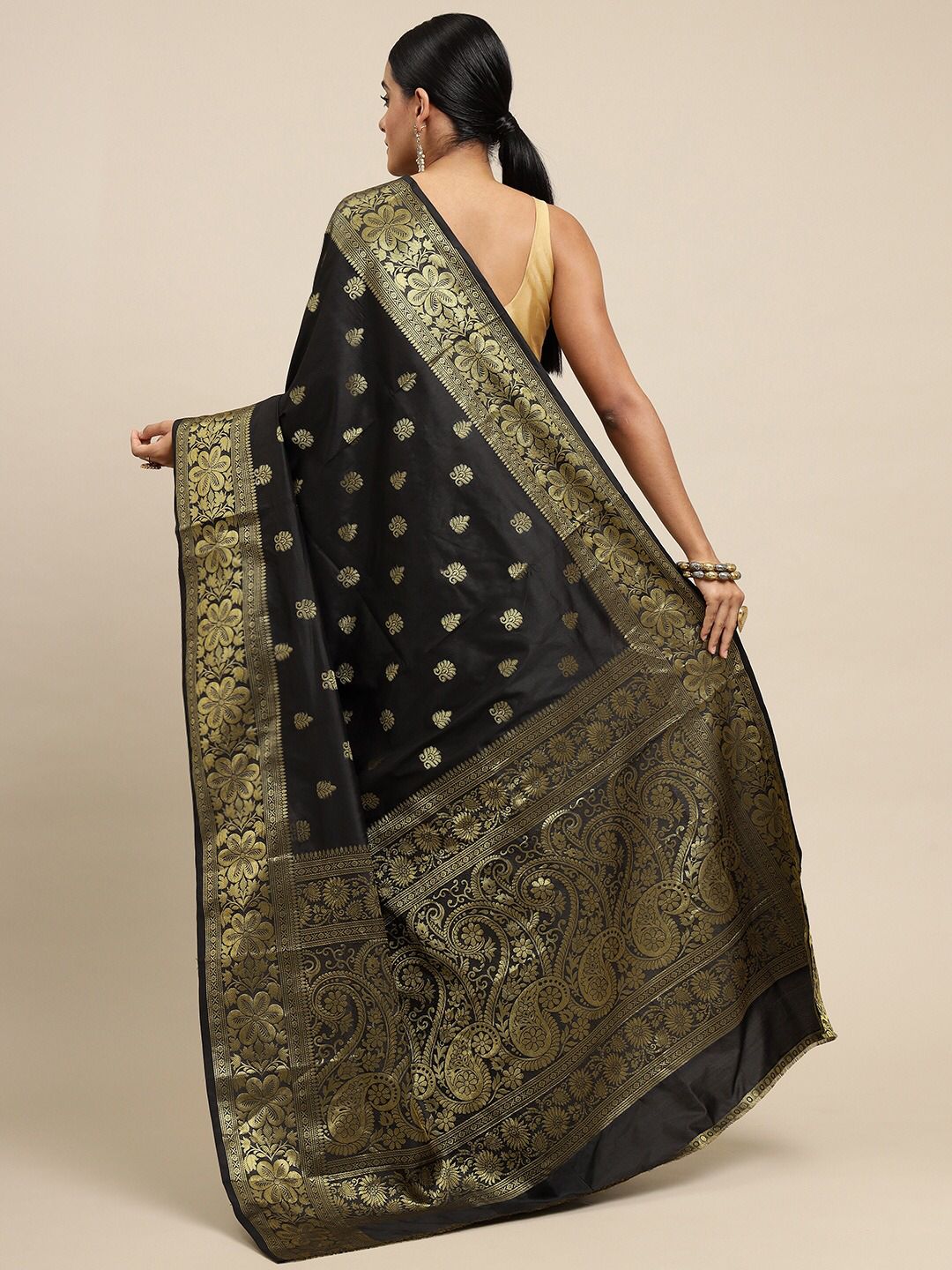 Black Soft Lichi Silk Saree with Rich Pallu & Intricate Golden Jacquard Work 