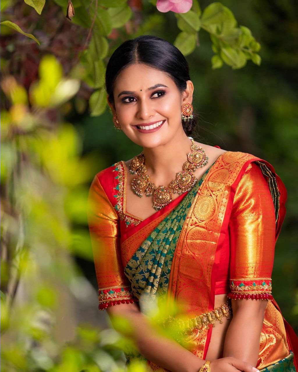 Stunning Green and Red Soft Lichi Silk Saree with Intricate Jacquard