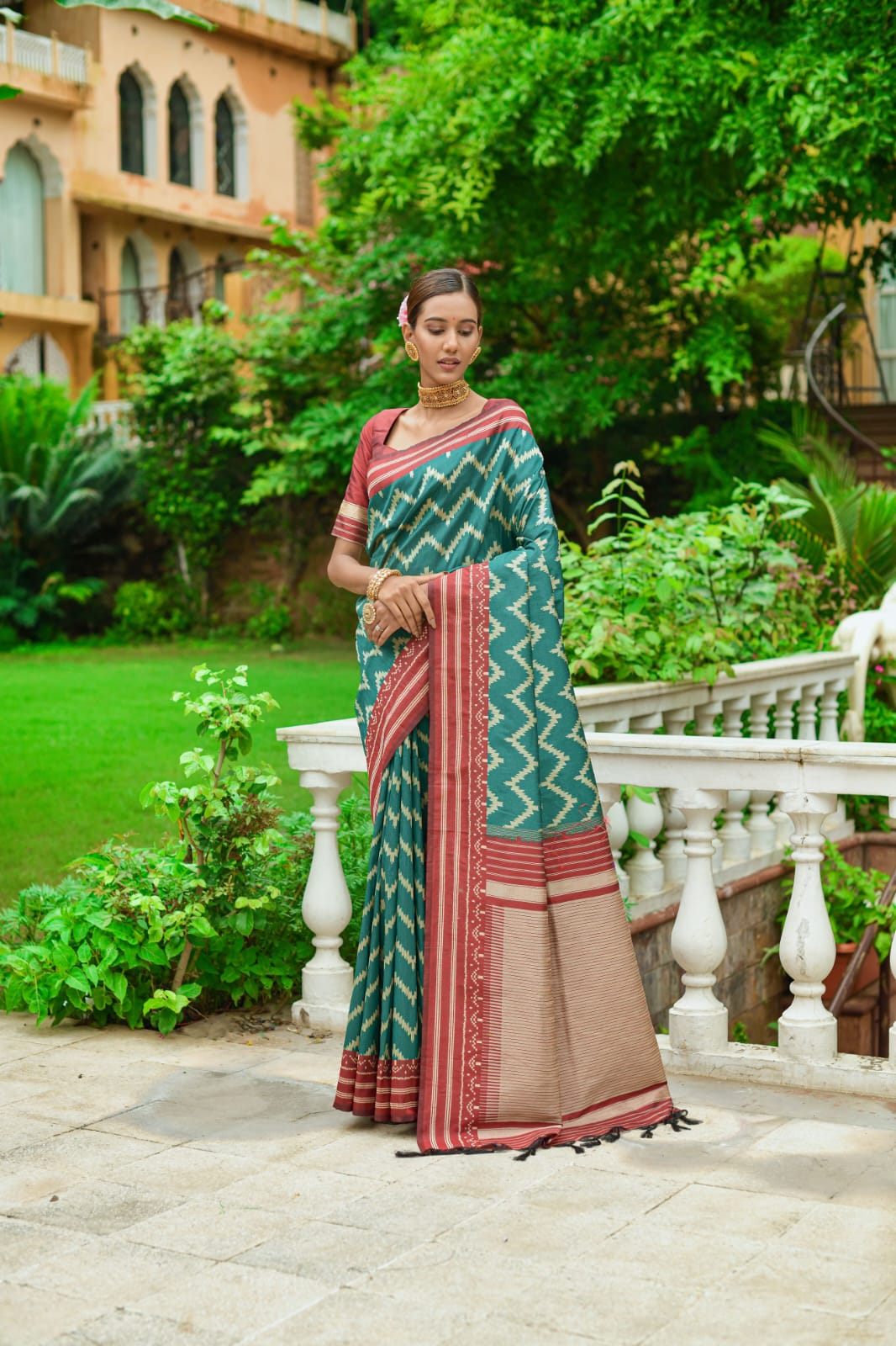 Handloom Zigzag Saree