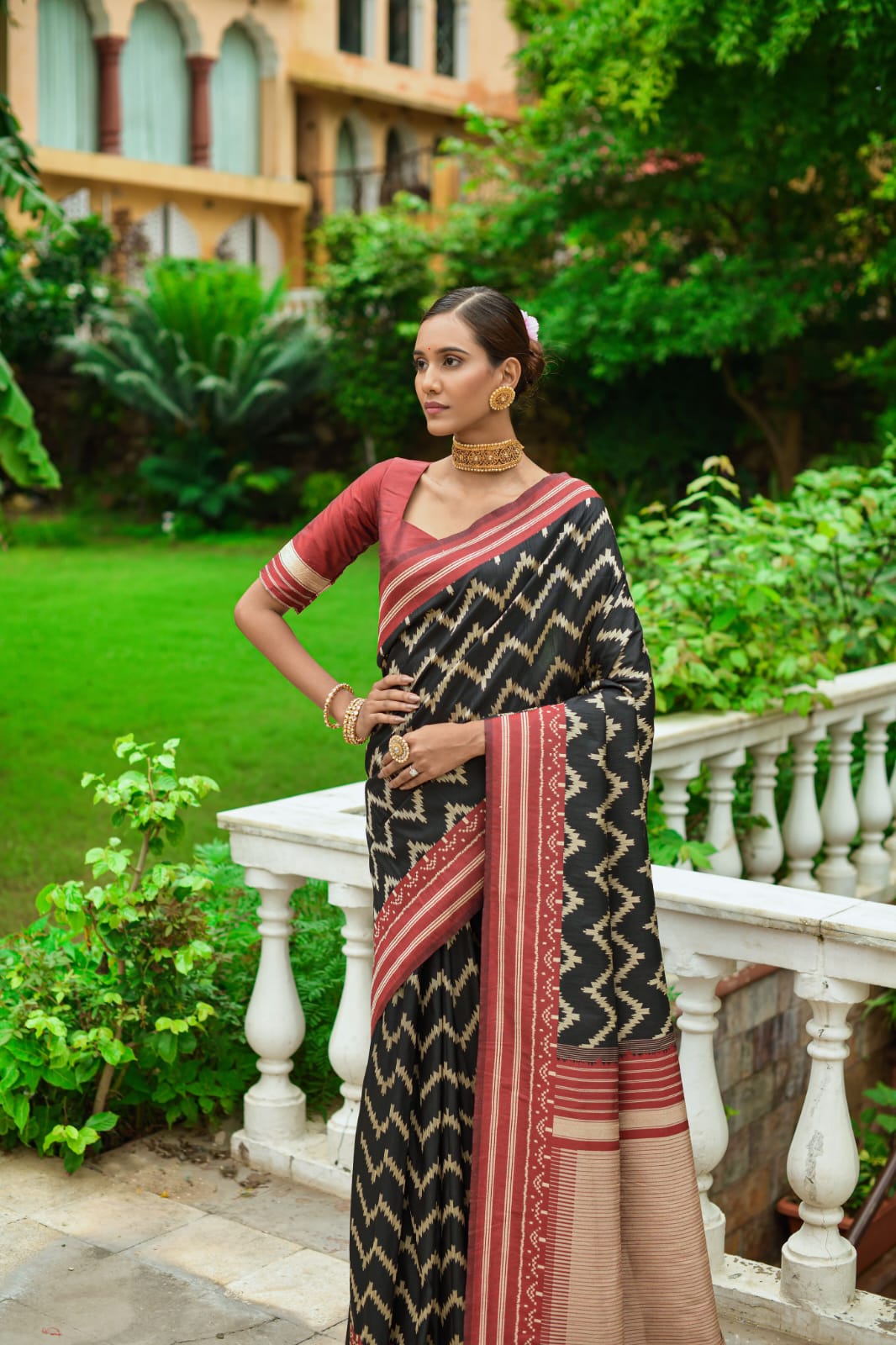 Handloom Zigzag Saree