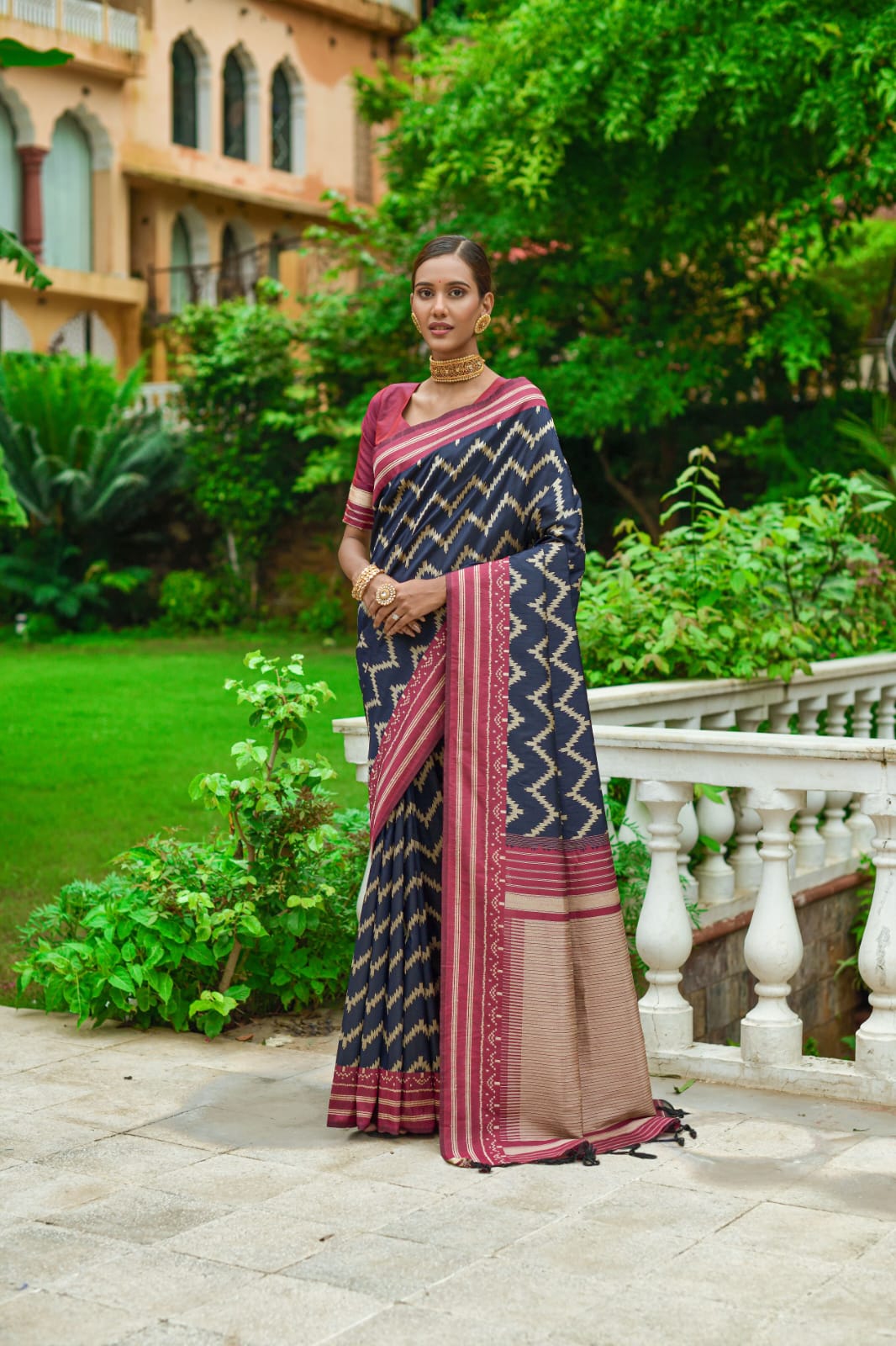 Handloom Zigzag Saree