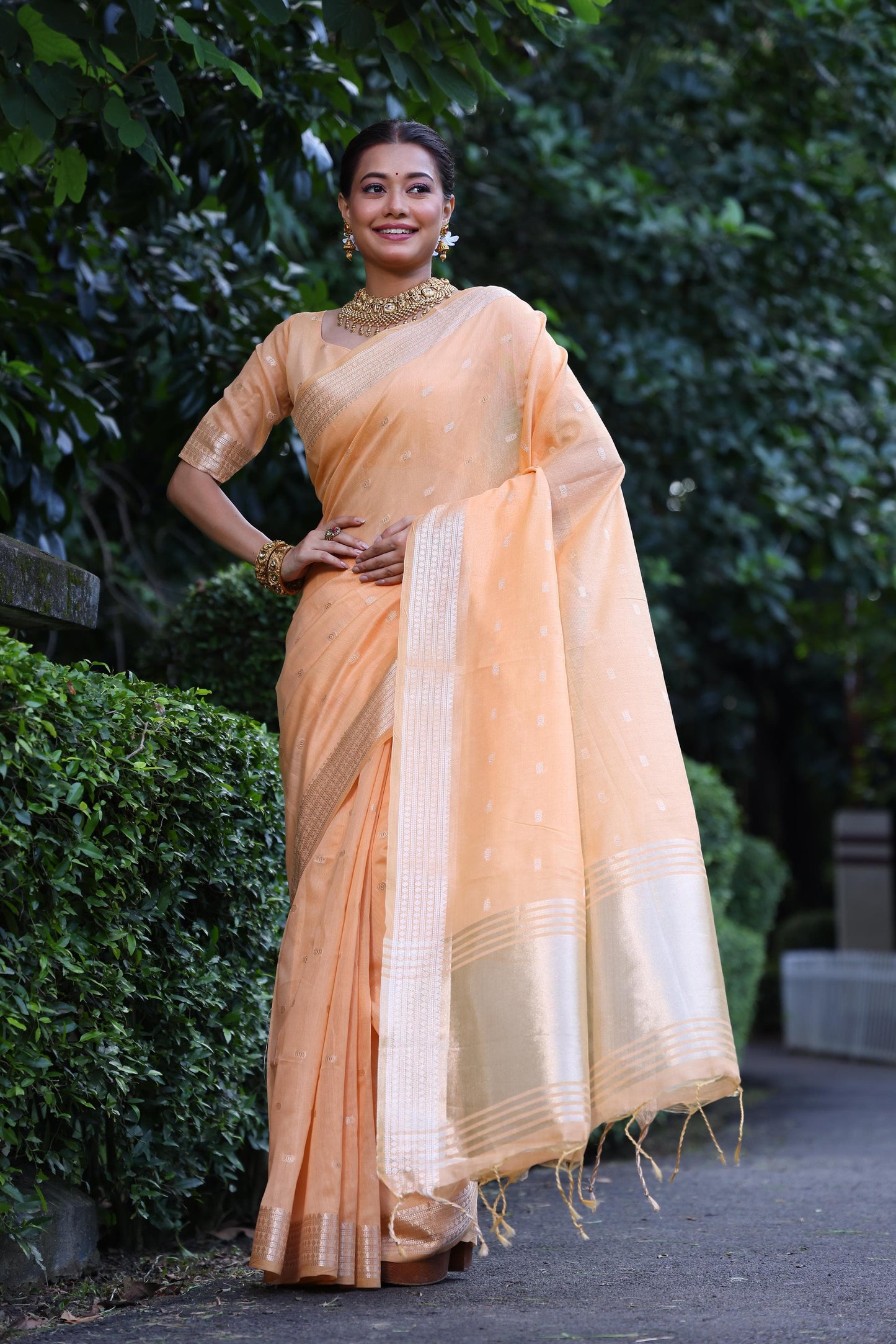 Lavish Tissue Silk Saree with Gold Zari Woven Butties & Rich Pallu 