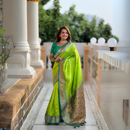 Elegant Soft Banarasi Silk Saree with Zari Weaving and Meenakari Rich Pallu