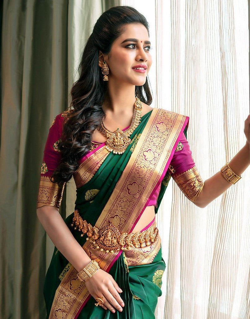 Stunning-Green-Soft-Lichi-Silk-Saree-with-Intricate-Jacquard-Design-and-Rich-Pallu