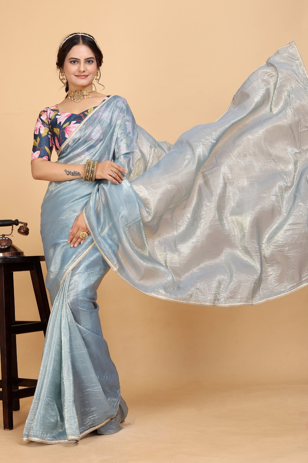 Crush Two Tone Saree