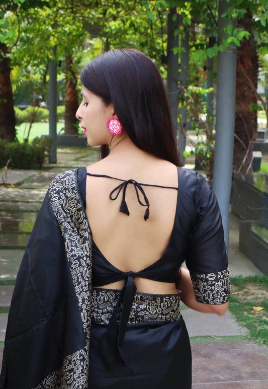 Black Warli Weaving Soft Banglori Raw Silk Saree featuring intricate handloom craftsmanship, perfect for reception, sangeet, and festive occasions.