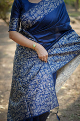Navy blue saree with intricate Gala Border pattern closeup