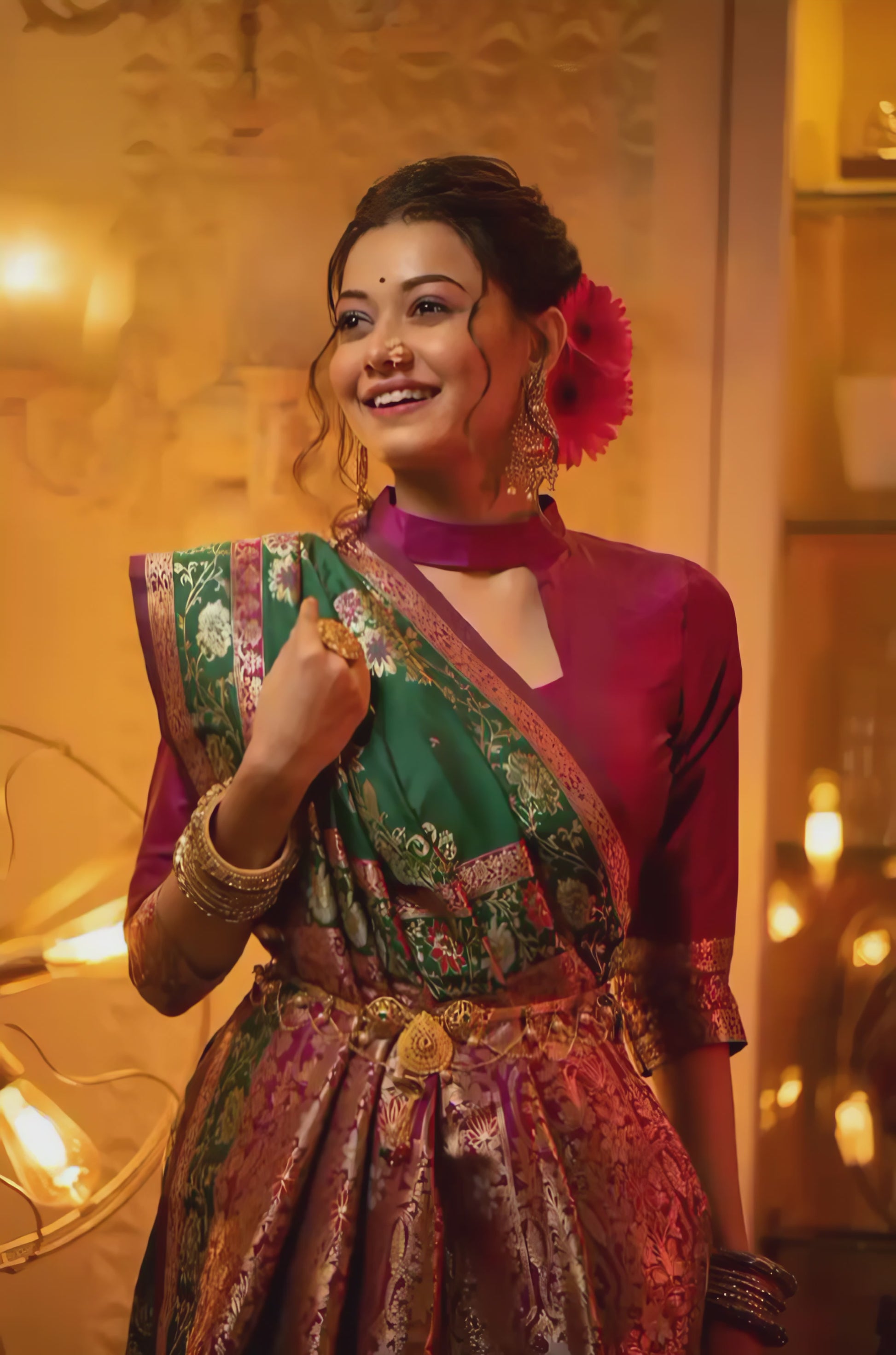 banarasi-silk-saree-floral-zari-vintage-interior