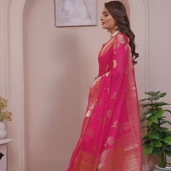 Pink-silk-saree-silver-border-floral-arch-studio