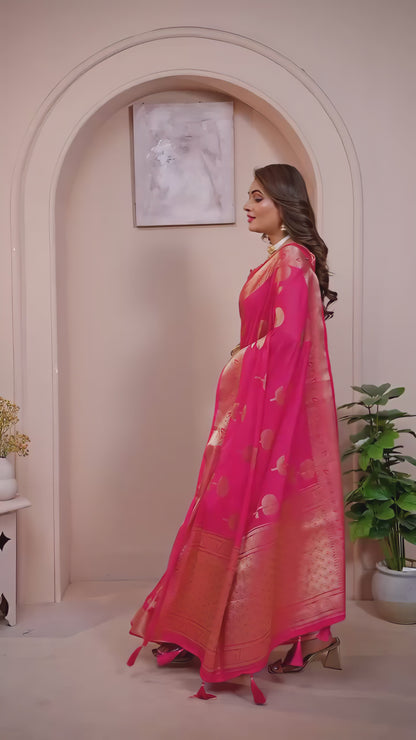 Pink-silk-saree-silver-border-floral-arch-studio